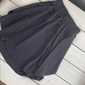 Lululemon skirt black